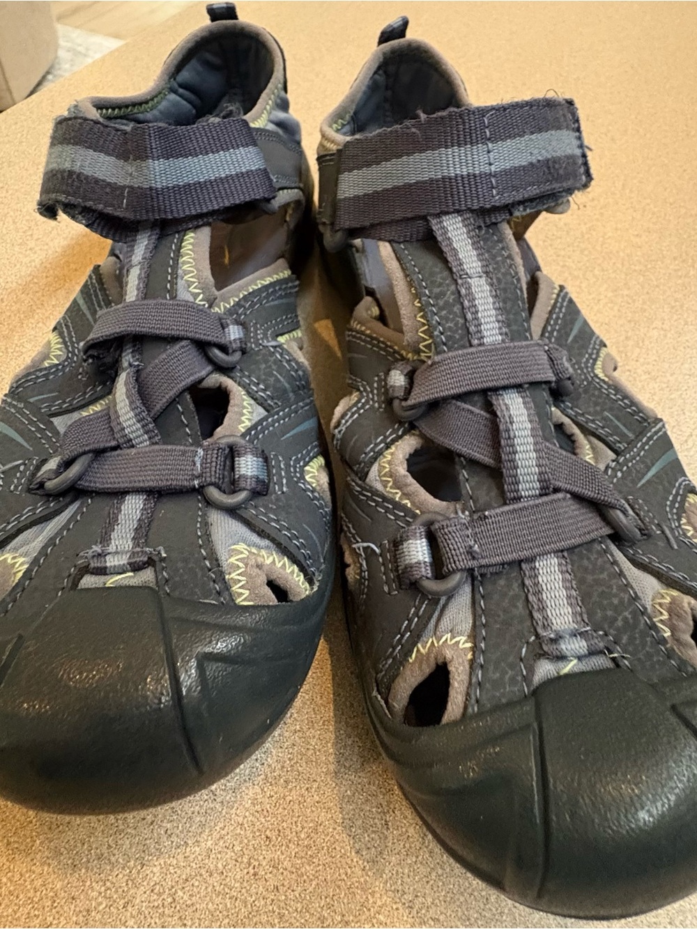 Merrell Kids Closed-Toe Sport Sandals in Navy with Light Gray Accents